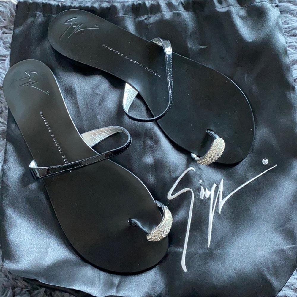 Giuseppe Zanotti Crystal Embellished Flat